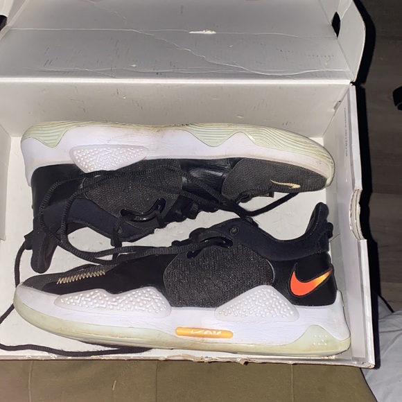 Pg5 nike airs model(CW3143 001) - Picture 5 of 7